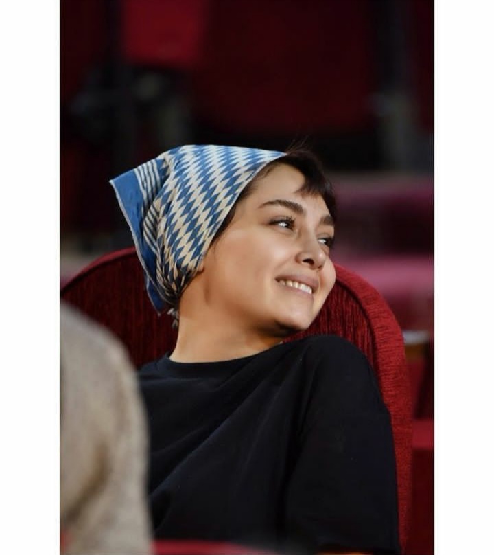 دیبا زاهدی