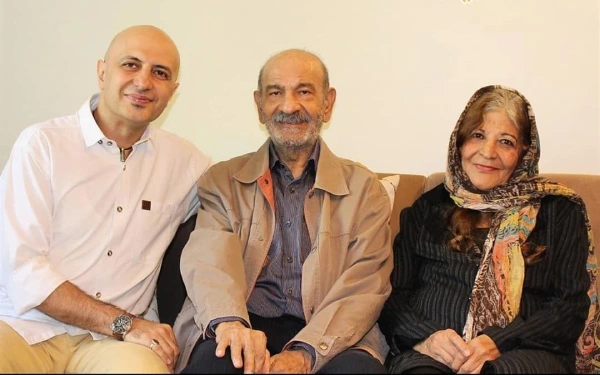 فردوس کاویانی