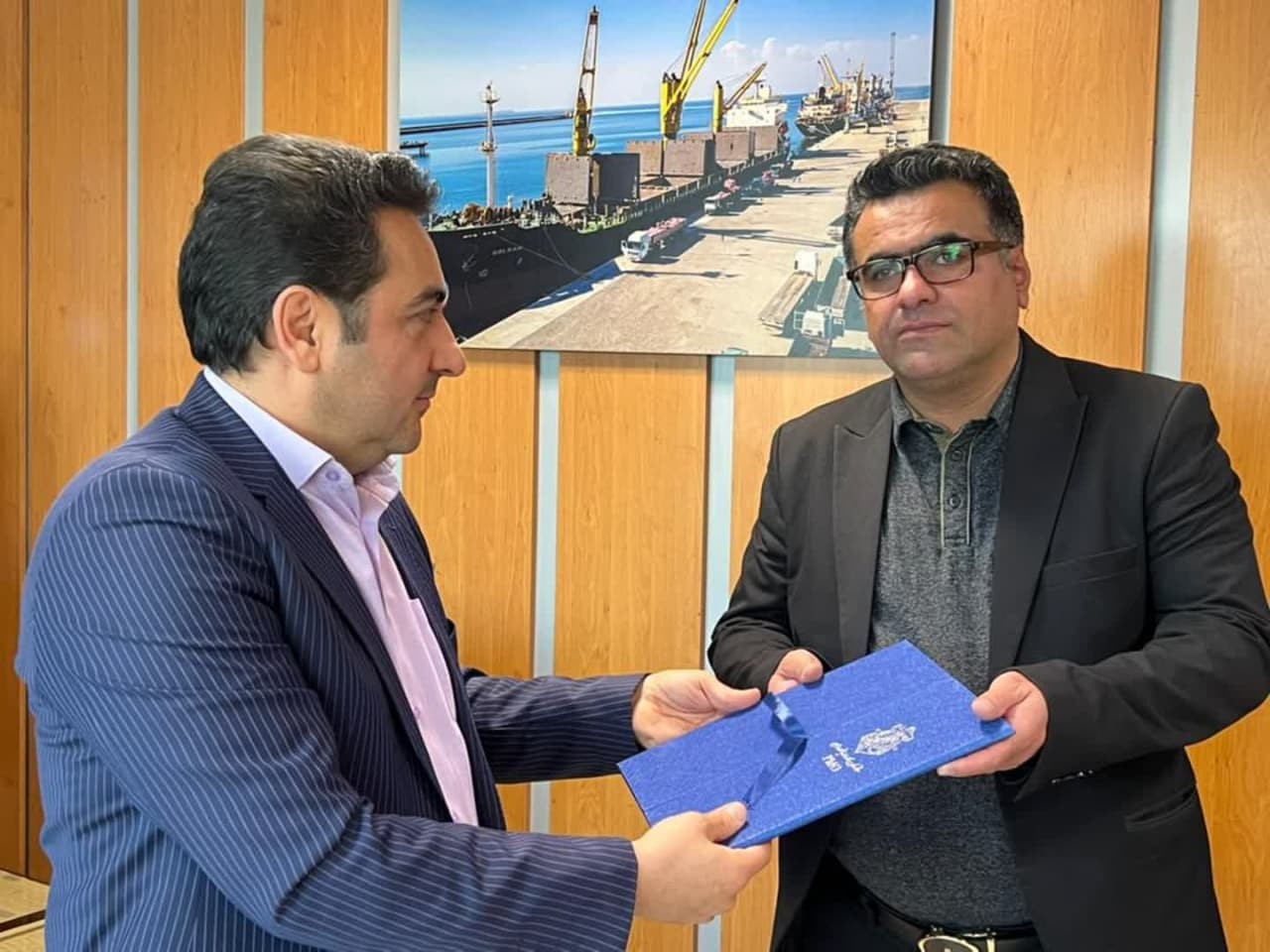 تقدير سازمان بنادر و دريانوردي از روابط عمومي بنادر استان گلستان