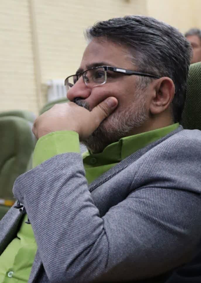 علیرضا احرامیان پور، نویسنده