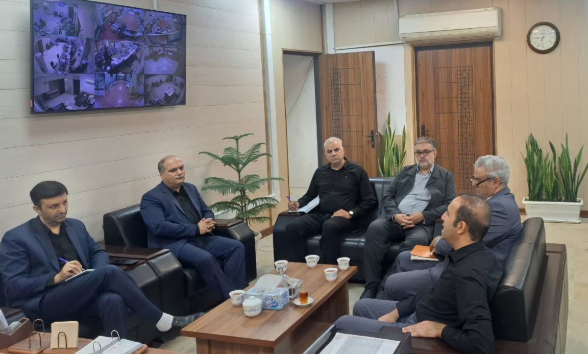 ضرورت هم‌افزایی مناطق و سازمان‌های تابعه شهرداری قم برای تحقق پروژه‌های شهری