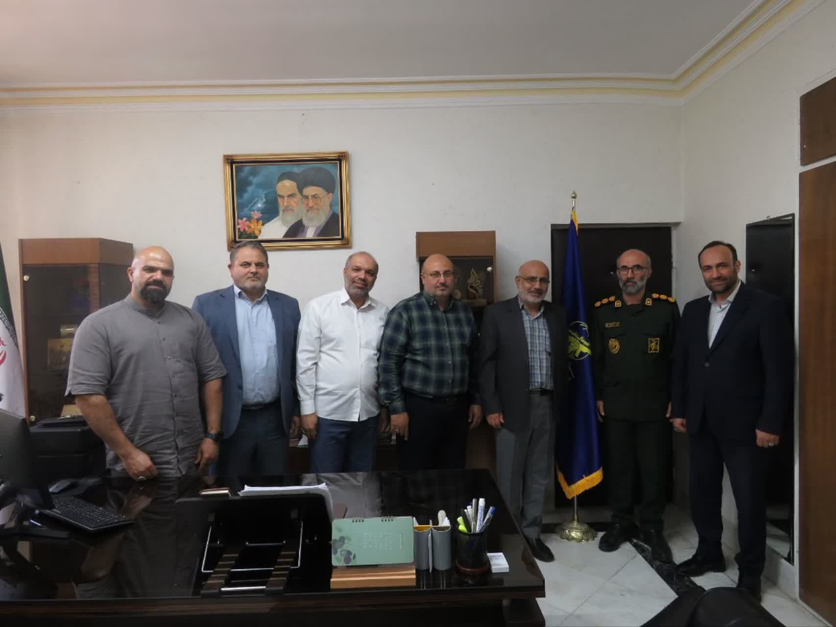 دیدار علی شیرین زاد با فرمانده ناحیه مقاومت بسیج امام حسین(ع)