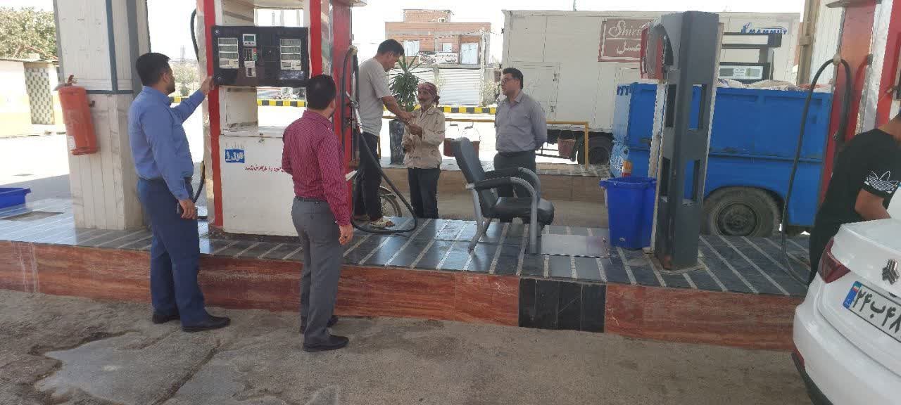 افزایش بازدید از جایگاه‌های سوخت در پایان تابستان با کشف تخلف ۴۵۰۰ لیتری همراه بود