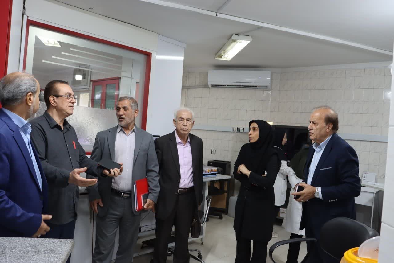 نشست توسعه انتقال خون گلستان با حضور مدیرکل انتقال خون  و اعضای شورای راهبردی استان گلستان