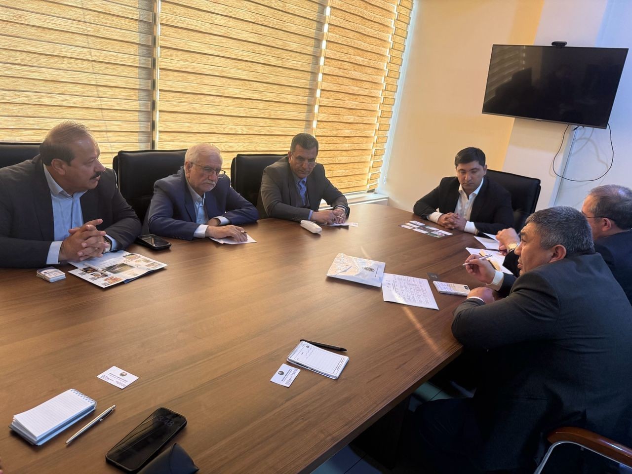 نشست هم اندیشی هیأت تجاری استان گلستان با شورای صنایع غذایی ازبکستان برگزار شد