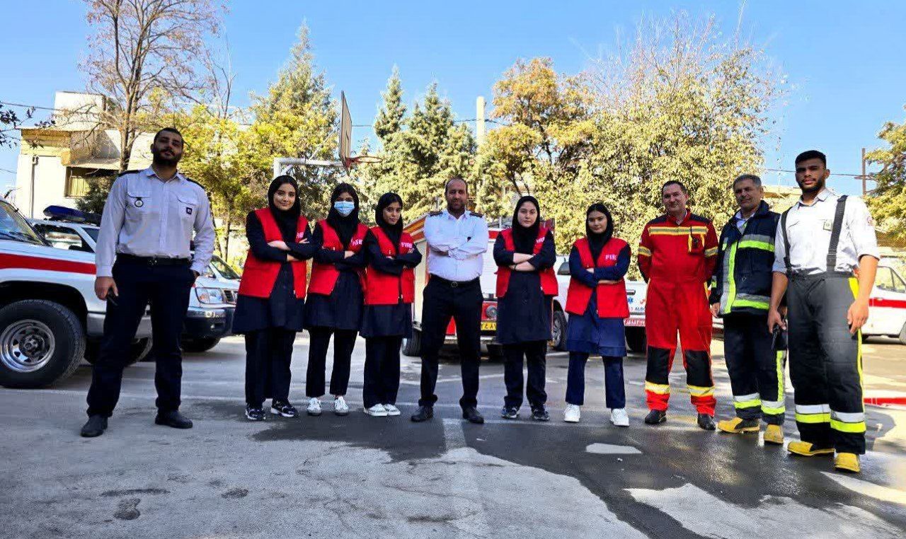 برگزاری مانور هفته پدافند غیرعامل در مدارس شهرستان چهارباغ