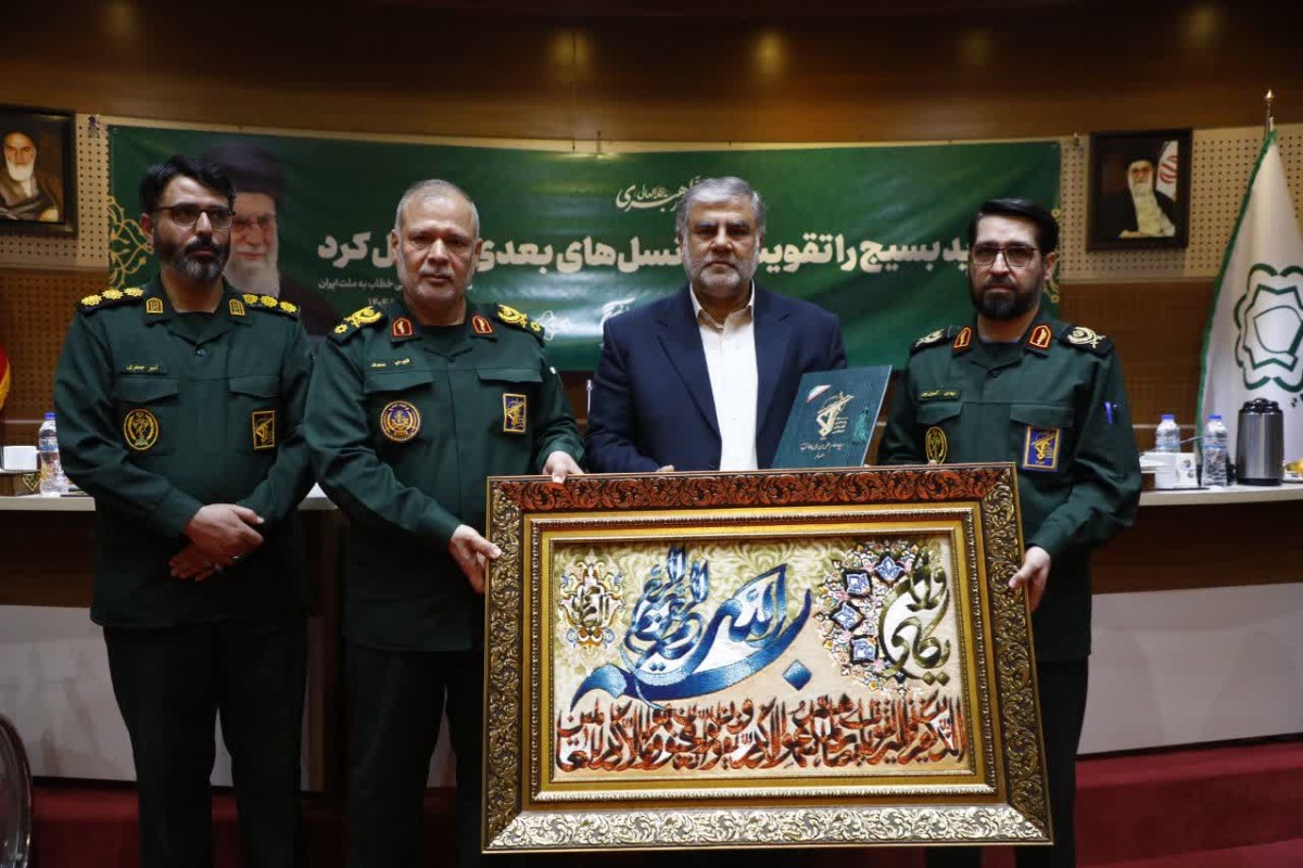 تقدیر فرمانده سپاه امام علی بن ابی طالب (ع) از شهردار کلانشهر قم