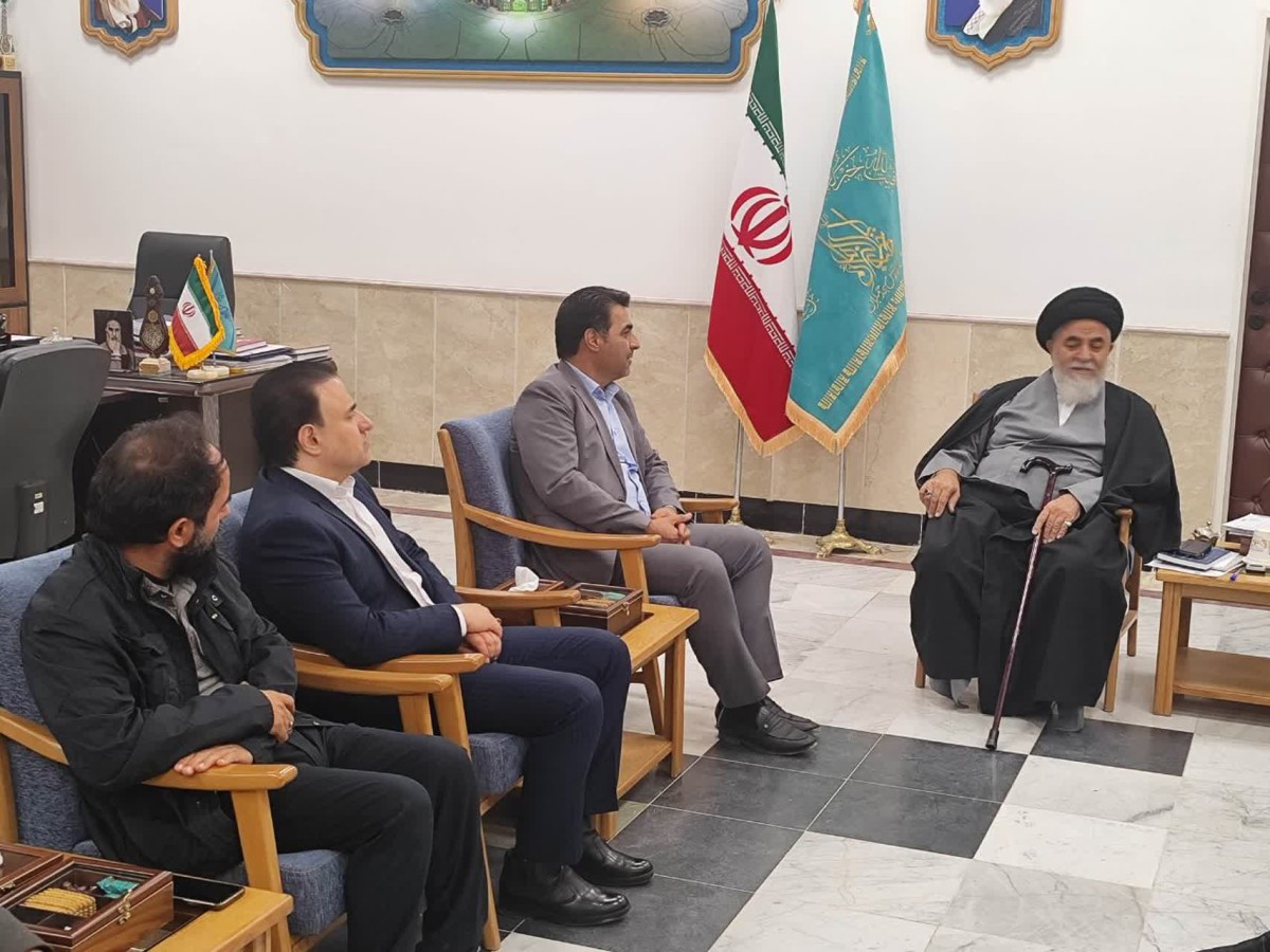 آغاز طرح‌های توسعه و نگهداشت فضای سبز در بلوار معنوی پیامبر اعظم