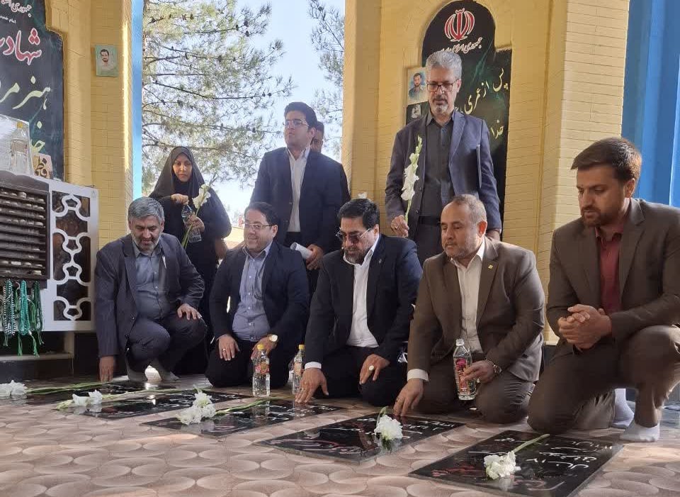 بازدید مدیرکل بازرسی شهرداری قم از آرامستان بهشت معصومه(س)